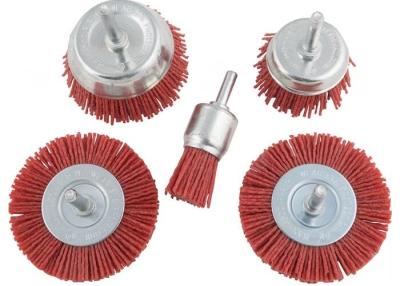 Cina Red Bristle Nylon Filament Abrasive Wire Brush Kit for Drill in vendita