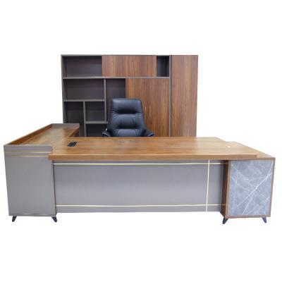 China PANEL Latest Designs Office Furniture Luxury Desk Sets Furniture Commercial Low Price Executive Office Table Sets for sale