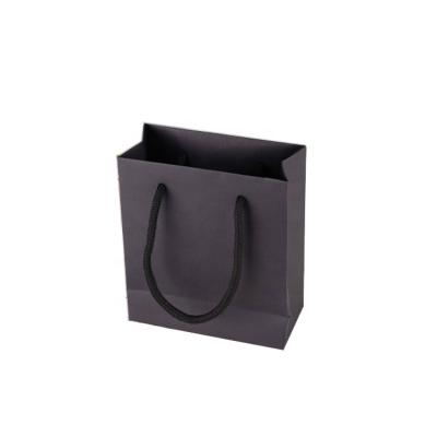 China Recyclable Wholesale Black Kraft Paper Bag Customized Gift Bag Shopping Clothing Packaging Bag for sale