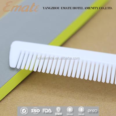 China Hotel Guest Used Hotel Guest Used Plastic Cheap Hair Comb In Paper Box for sale