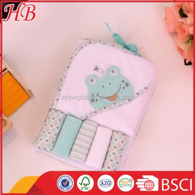 China New Disposable Organic Design Embroidered Baby Hood Bed Wrap Baby Hooded Towel for sale