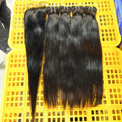 China Factory Wholesale Transparent Straight Lace Closure, 4*4 Hair Closure, 10-24 Inch Brazilian Hair Bundles With Lace Closure Set for sale