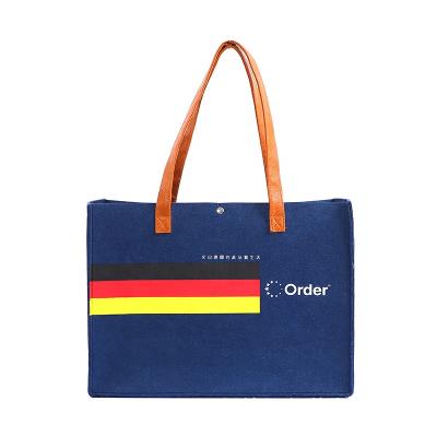 China Custom Logo Handled Felt Mailer Bag With Leather Handle for sale