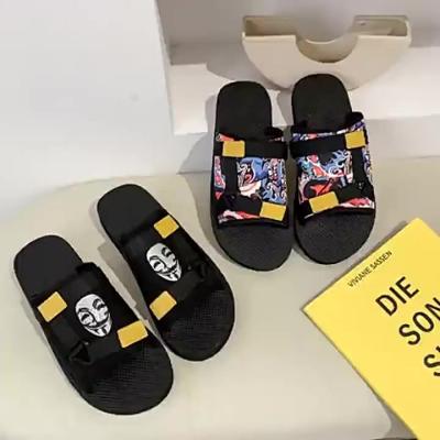 China 2021 Wholesale New Arrival Custom Made Mens Slippers Platform Beach Slippers Daily Life Indoor And Outdoor Casual Slippers for sale