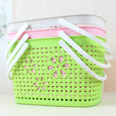 China Famliy Sustainable Size Food Shopping Fruit Carrying PP Plastic Basket With Handle for sale