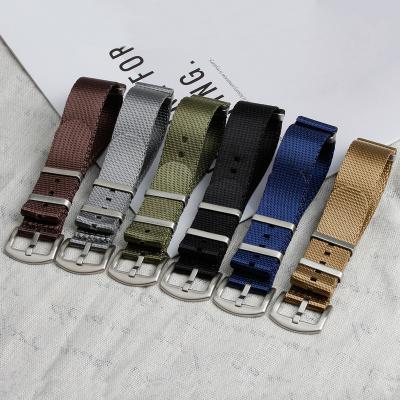 China NATO ZULOU DW Black Gray Stripe NATO Bands Fabric Strap Nylon Seat Belt Watch Strap With 304L/316L Hardware Buckle In 18mm 20mm 22mm From ZOVNE for sale