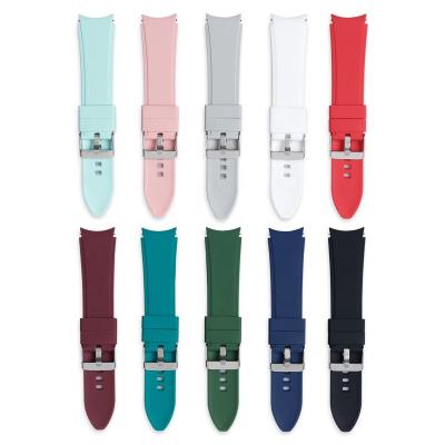 China Silicone Purse 20mm Silicone Watch Strap With 24mm Curved Metal End Fitting And Buckle For Samsung Galaxy Watch 4 for sale