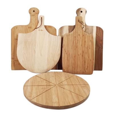 China New Design JSY New Design Pizza Tool Serving Wooden Custom Made Wooden Panel Pizza Bamboo Skin Turning Log For Kitchen With Handle for sale