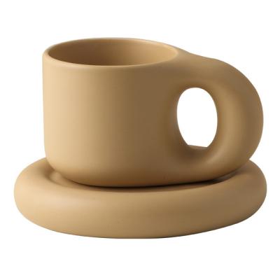 China Sustainable Customized Creative Ceramic Coffee Tea Water Cup Cup With Saucer Set for sale