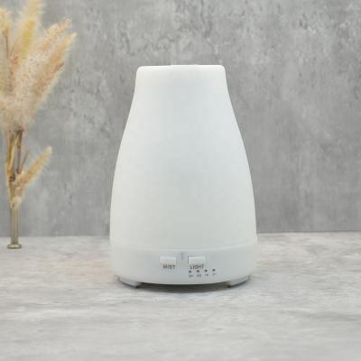 China Hotel Mini Aroma Home Diffuser, 160ML Leisure Air Humidifier Ultrasonic Foger Mist Maker Life With LED Lamp for sale