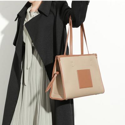 China 2021 fashion brand design wholesale logo tote bag large women handbags custom shoulder handbag with pockets for sale