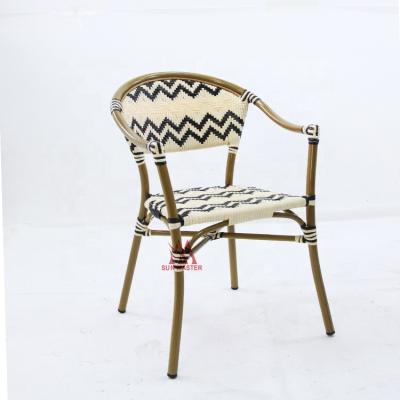 China Modern Outdoor Single Armchair Wicker Lawn Rattan Garden Bistros Balcony Sillas Deck Furniture French Beach Patio Throwing Back Chairs for sale