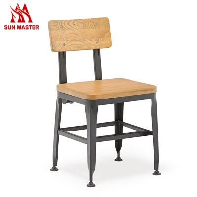 China Durable Bistro Cafe Style Stable Style Black Metal Frame Dining Chair With Wood Seats for sale