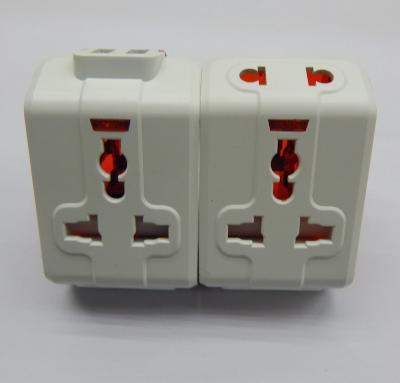 China Modern Simple Multi Universal Travel 3 Way Adapter Conversion Plug Middle East 13A 250v PC Material Transformation Plug Exports for sale