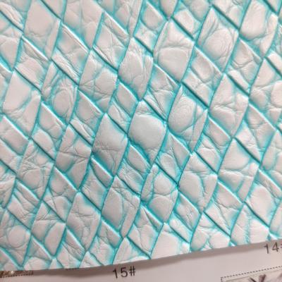 China Abrasion-Resistant Matte Diamond Embossed PU Faux Leather Fabric For Making Bags/Purses/Phone Cases/Decorations for sale