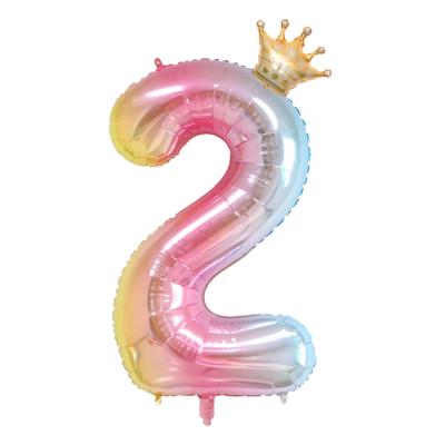 China Gift Toy 32inch Rainbow Party Crown Number Helium Foil Silver Gold Balloons With Individual Retail Packing Card for sale