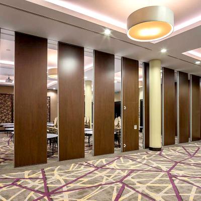 China 100mm Contemporary Wooden Movable Slding Folding Acoustic Mobile Exhibition Hall Wall Partition for sale