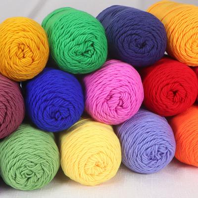 China Dimuni 5 Ply 200g Ball Yarn Crochet Super Soft Soft Hand Knitting Cotton Yarns With Wholesale Cheap Price Baby Milk Cotton Yarns for sale