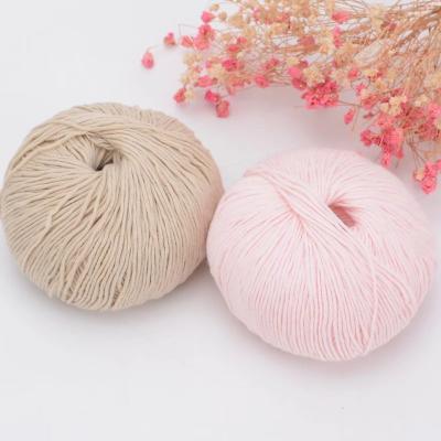 China Dimuni Viable Novelty Knitting Yarn With Mix Colors New Cake Chat 100% Merino Wool Yarn for sale