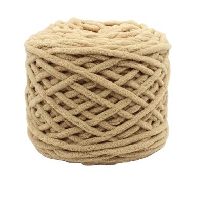 China Anti-bacteria Dimuni 2021 Soft Woolen Yarn For Hand Knitting Crochet Yarn Poliester Chunky Chenille Yarn for sale