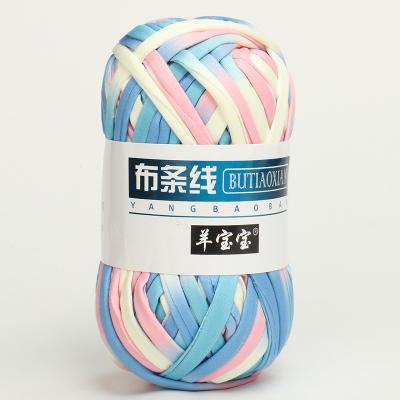 China Fancy Sustainable 100% Polyester Dimuni Yarn Flat T-Shirt Yarn For Hand Crocheting for sale