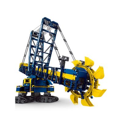 China Toy Factory Wholesale Mold King 17006 Construction 4588pcs Bucket Wheel Excavator Motorized Model Toys Building Blocks Toys Gift For Children for sale