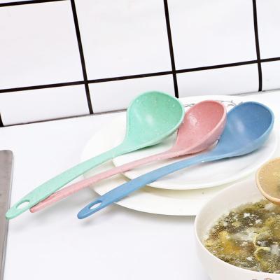 China Household Spoon Long Handle Groat Spoon Viable Kitchen Straw Wheat Plastic Kitchen Utensils Thickened Big Groat Spoon for sale