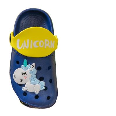 China Lightweight Kids Cartoon Shoes Summer Children Beach Sandals Baby Boy Girls Soft Slip Non Toddler Outdoor Slippers for sale