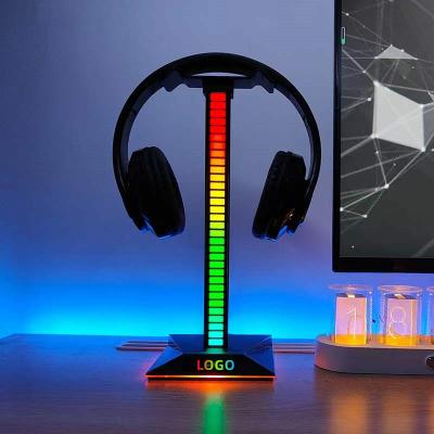 China Earphone Stand Product Display Customized RGB Headset Display Stand Earphone Stand Earphones Stand Gamer Headset Stand With USB Hub for sale