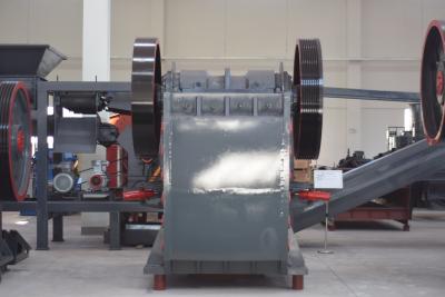 China Rocks Granite Marble PE Jaw Crusher After-sales Service 1 jaar Motor Type AC Motor Te koop