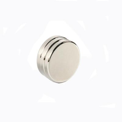 China Tiny Ndfeb Mini Flat Round Small Circle Industrial Magnet Neodymium Magnet Disc Neodymium Magnet for sale