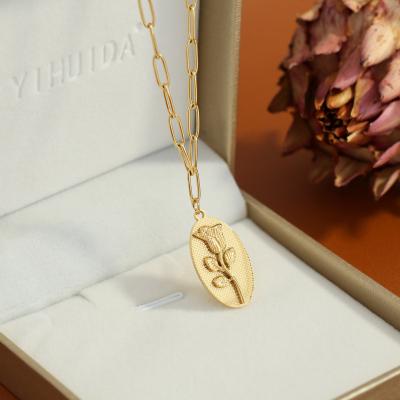 China Wholesale Vintage Elegant Women's Rose Oval Shape Pendant Flower Necklace Gold Titanium Steel Necklace For Girls for sale