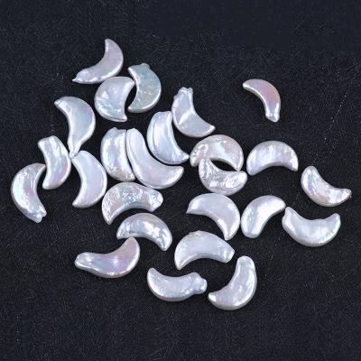 China Pearl 11-12mm Five Star Shape Moon Shape Natural Freshwater Pearl Beads for sale