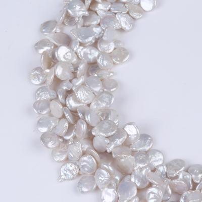 China Freshwater White Coin Shape White String Pearl Irregular Pearl 10-11mm Strands for sale