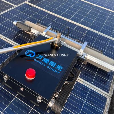 China Low Maintenance Solar Cleaning Robot with Electric Shoe and Wet Body Cleaning Brushes for sale