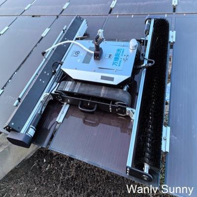 China Solar Panel Maintenance Cold Water Cleaning Process with Brush Rollers and Water Spray for sale