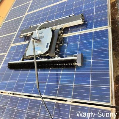 China Robô de limpeza de painéis fotovoltaicos para limpeza de água fria, com certificação CE à venda