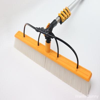 China Professional Manual Brush 35cm Width Plus 60 W Pump Cold Wash PV Maintenance Tool Solar Brush with 7.5m Telescopic Pole/Rod for sale