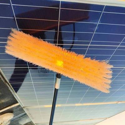 China Manual Clean Type Direct Spray Cleaning Brush for Solar Surfaces Pump/Tap Connection for sale