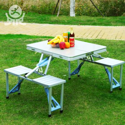 China Outdoor Table Customize Portable Folding Picnic Table And Chair Door for sale