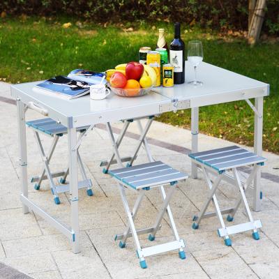 China Modern Designs Outdoor Outdoor Furniture Aluminum Foldable Camping Table Dining Table Chair Set for sale