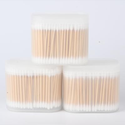 China Sofe Wholesale 300 Stick Bamboo Cotton Swabs Rub Box Disposable Soft Cotton Swabs for sale