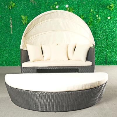 China Hotel Modern Rattan Outdoor Furniture Beach Daybed With Wicker Patio Canopy Home Backyard Sun Pool Waterproof Round Bed for sale