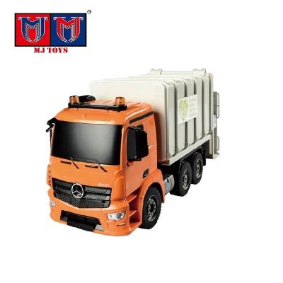 China RC Model Automatic Demonstration Function 1:20 Scale Licensed Vehicle rc truck environmental waste cleaning with remote control for sale