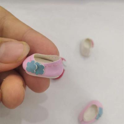 China Mini Toy Wholesale Custom Made Specially 2 cm Small Size Doll Shoes for sale