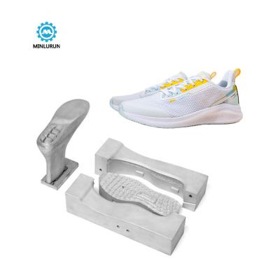 China Quality Durable Bottom Sport Shoe Mold Made By Tpr Pvc Dip Shoes Mould Maker For Italian Automatic Injection Machine for sale