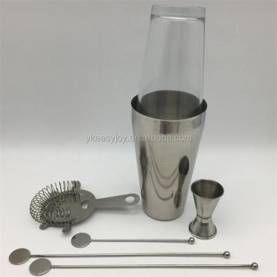 China Sustainable 28oz Stainless Steel Cocktail Boston Shaker Gift Set With Jigger Strainer Shaker for sale