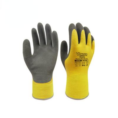 China Outdoor winter cold storage operation thickened cold-proof, waterproof and non-slip gloves for winter wear-resistant work. for sale