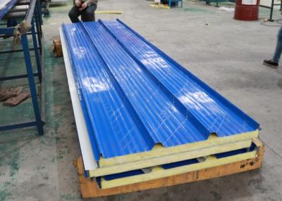 China Fireproof Wall Roof 200mm Glass Wool Sandwich Panel for sale