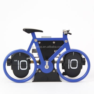 China Wholesale Mechanical Retro Retro European Office Design Bicycle Shape Decorative Flip Clock for sale